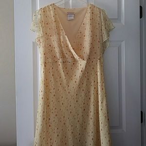 Gorgeous spring dress